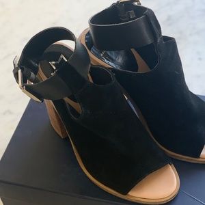 Marc Fisher Suede Block Heel Size 7